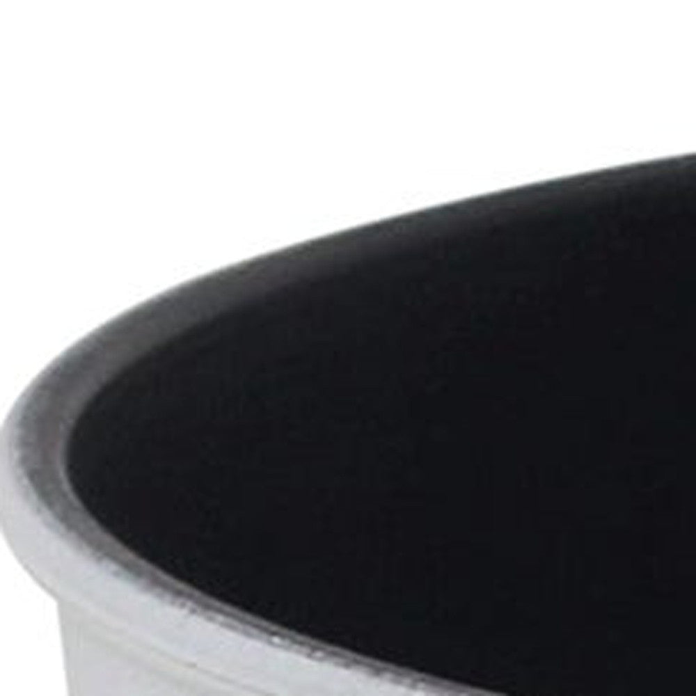 11" White Recycled Plastic Indoor Outdoor Round Pot Planter - Homeroots - Flyclothing LLC