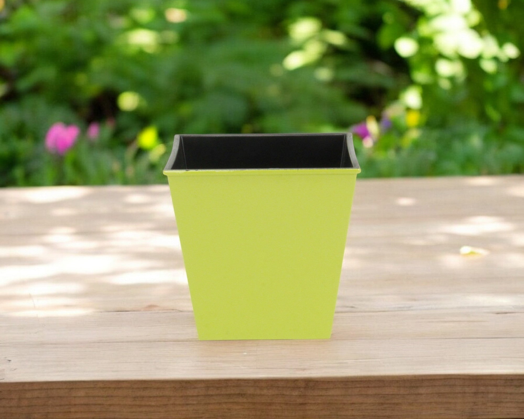 5" Lime Green Recycled Plastic Indoor Outdoor Rectangular Pot Planter - Homeroots - Flyclothing LLC