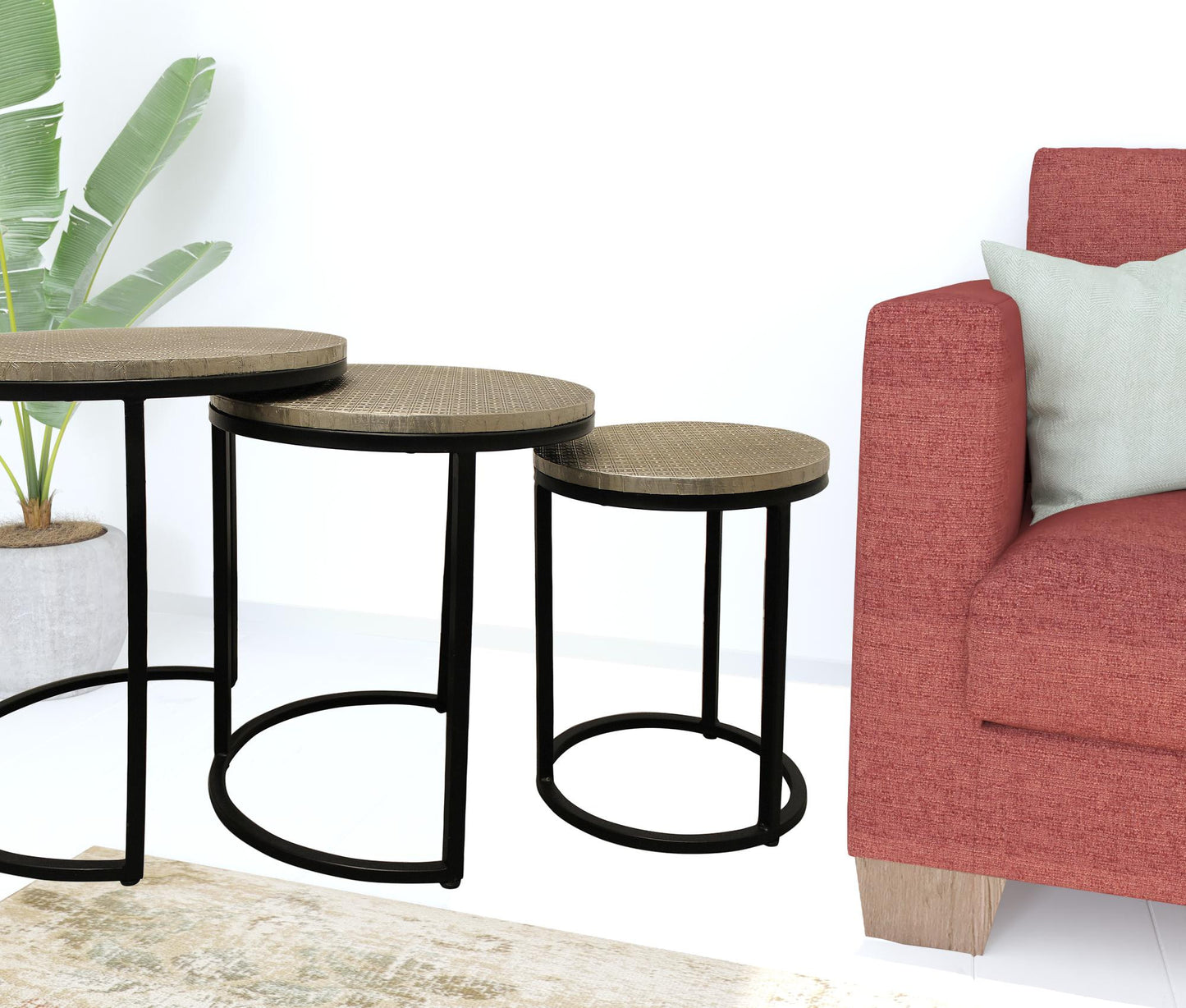 Set Of Three 19" Black And Silver Round Nested Tables - Homeroots - Flyclothing LLC
