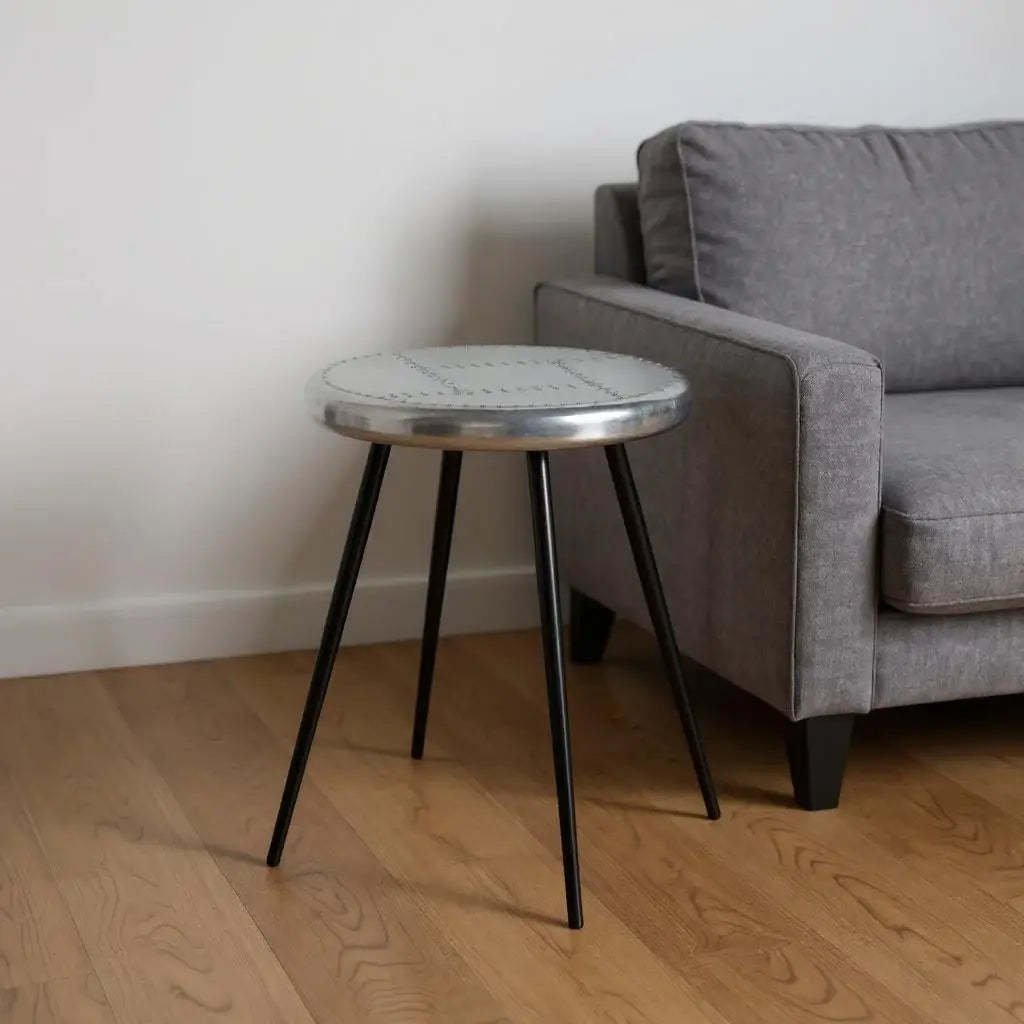 23" Silver Round End Table - Homeroots - Flyclothing LLC