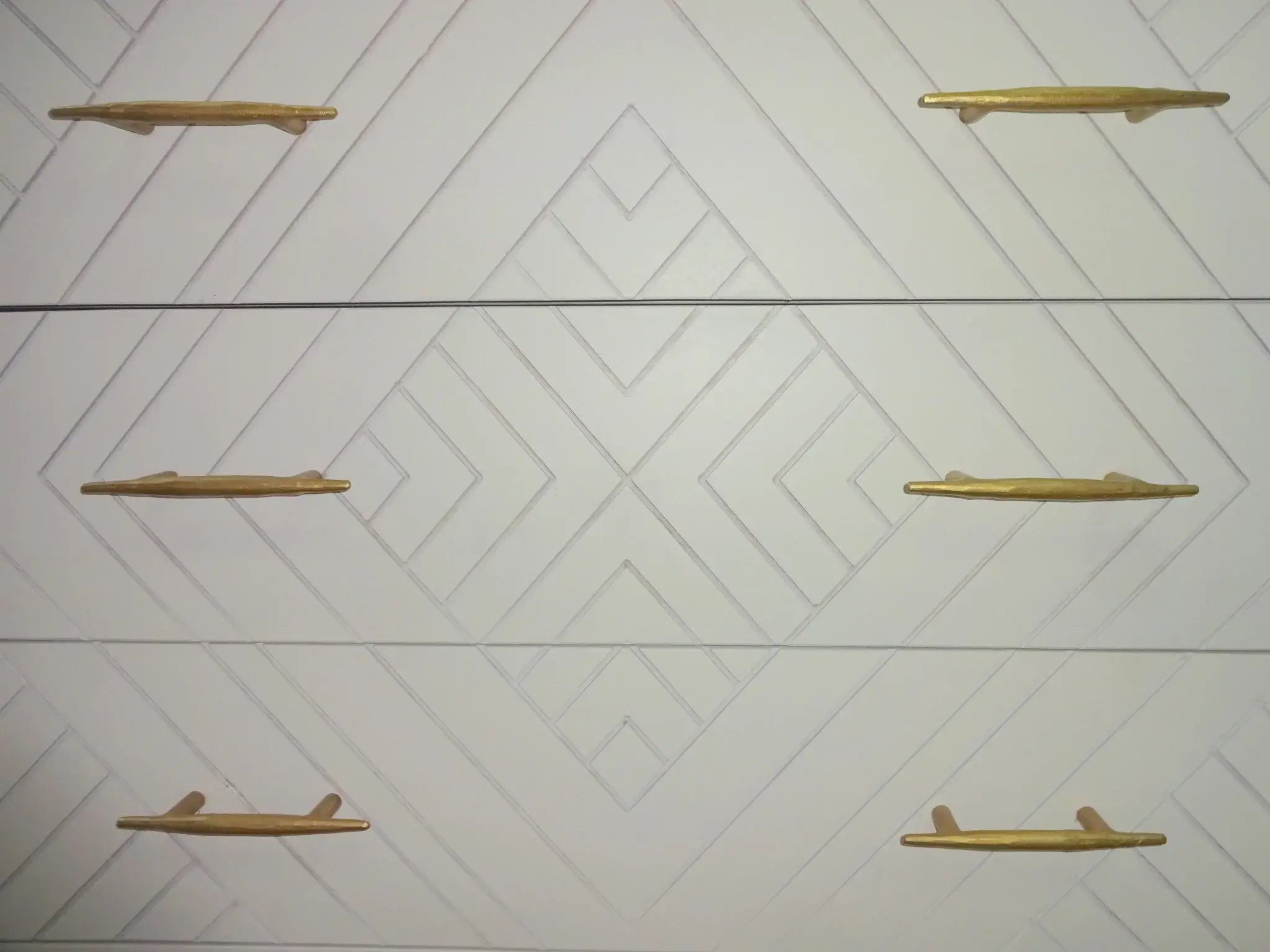 38" Ivory Solid Wood Three Drawer Dresser - Homeroots - Flyclothing LLC