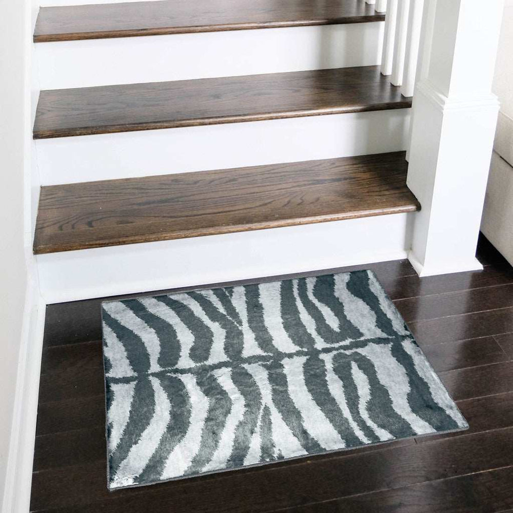 2' X 3' Grey Zebra Print Shag Handmade Non Skid Area Rug - Homeroots - Flyclothing LLC
