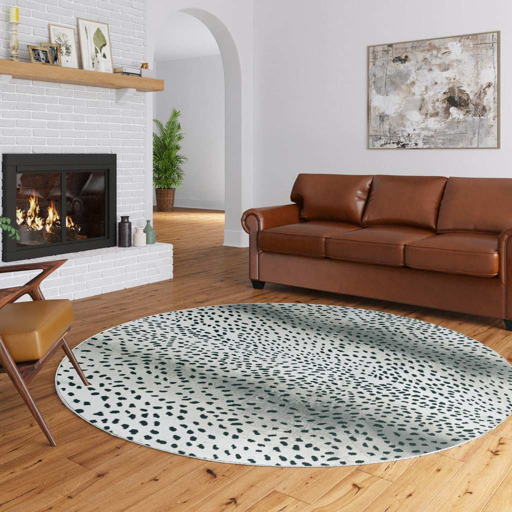 8' X 8' Black Round Gazelle Print Shag Handmade Non Skid Area Rug - Homeroots - Flyclothing LLC