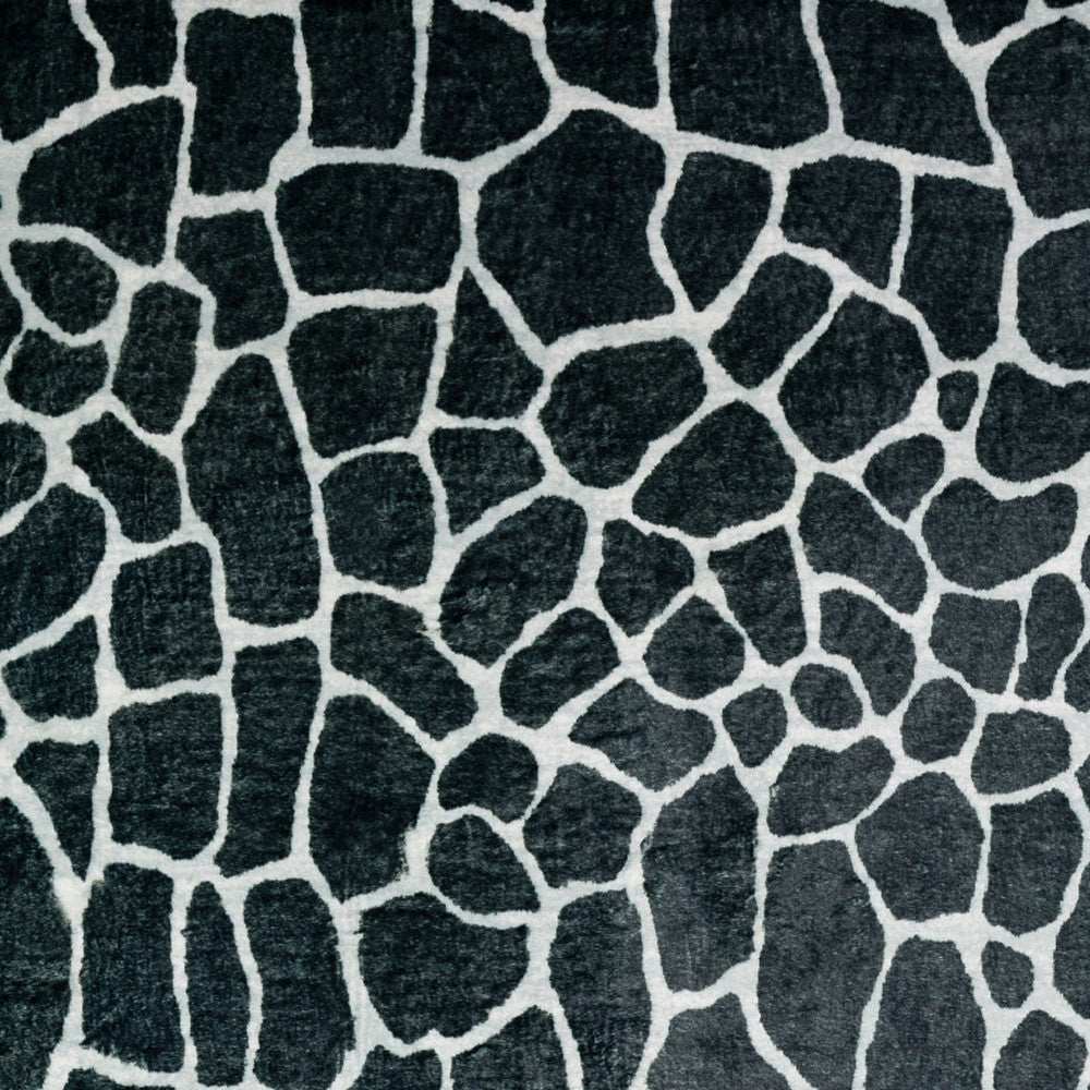 8' X 8' Black and White Croc Round Shag Handmade Non Skid Area Rug - Homeroots - Flyclothing LLC