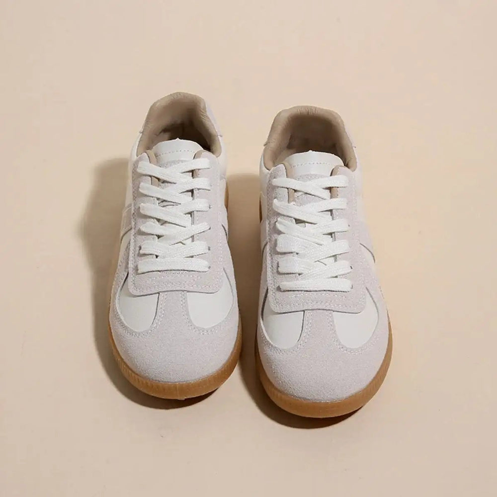 Lace Up Round Toe Flat Sneakers - Trendsi
