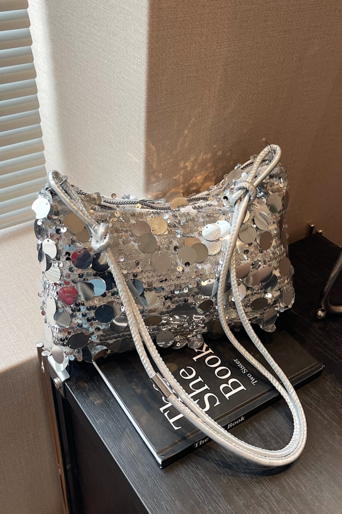 Sequin Knotted Straps Shoulder Bag - Trendsi