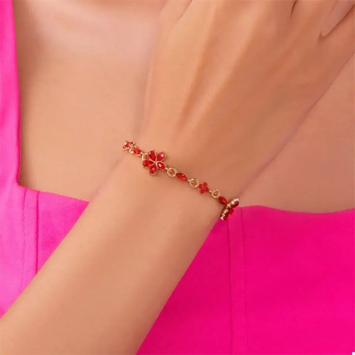 18K Gold-Plated Rhinestone Flower Bracelet - Trendsi - Flyclothing LLC