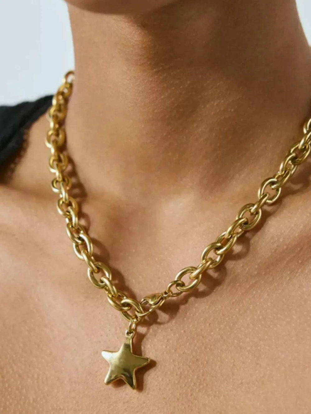 18K Gold-Plated Star Pendant Chain Necklace - Trendsi - Flyclothing LLC