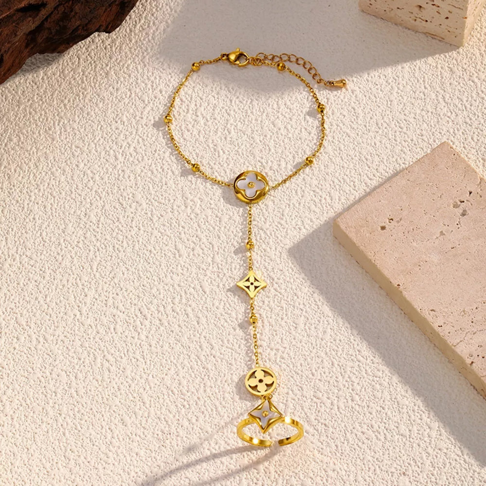 18K Gold-Plated Clover Charm Hand Chain Bracelet - Trendsi - Flyclothing LLC
