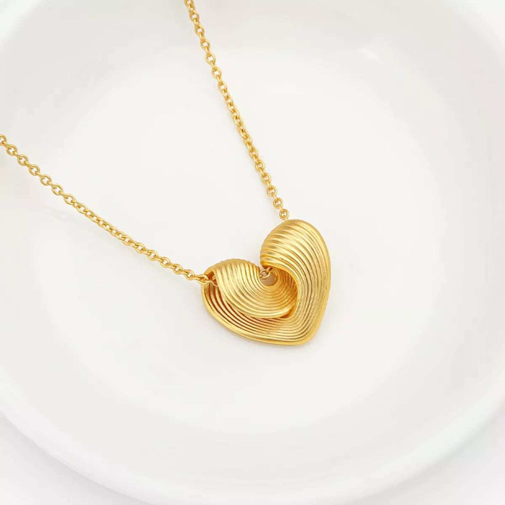 18K Gold-Plated Heart Pendant Necklace - Trendsi - Flyclothing LLC