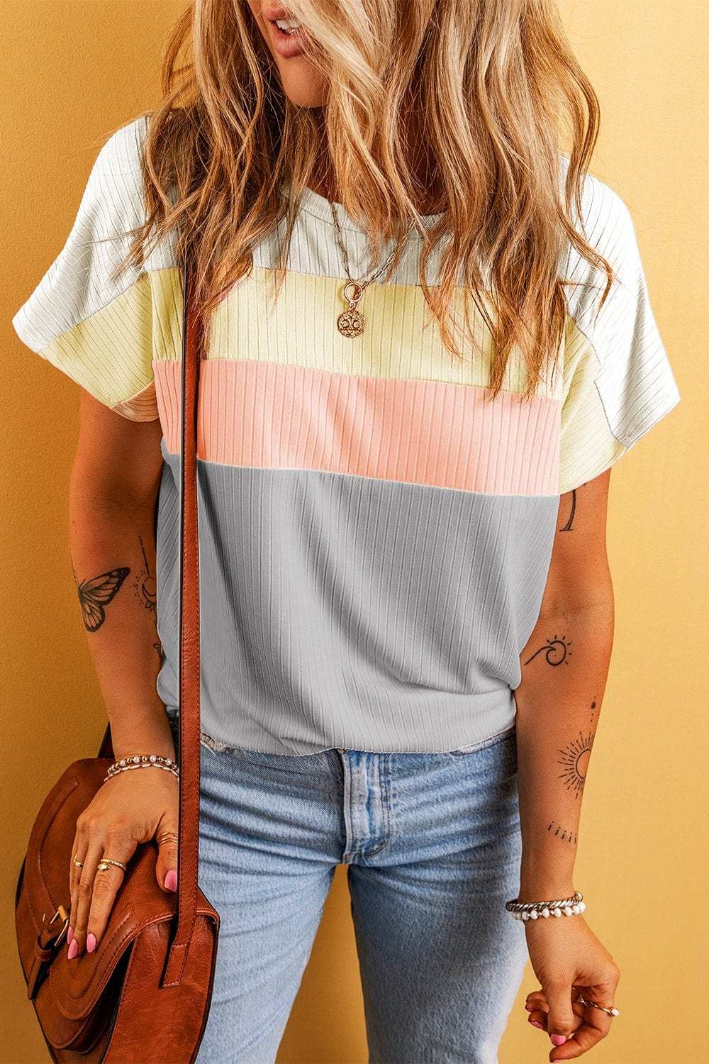 Color Block Round Neck Short Sleeve T-Shirt - Trendsi - Flyclothing LLC