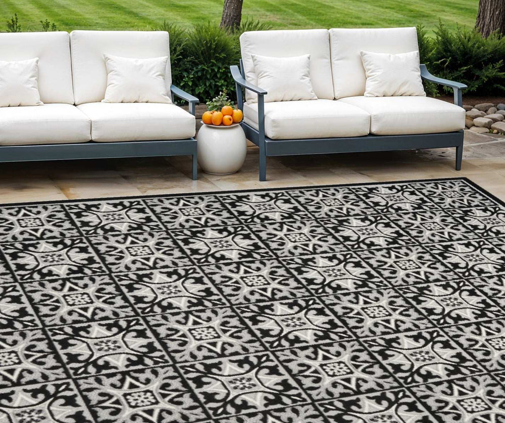8' X 11' Black And White Fleur De Lis Stain Resistant Non Skid Area Rug - Homeroots - Flyclothing LLC