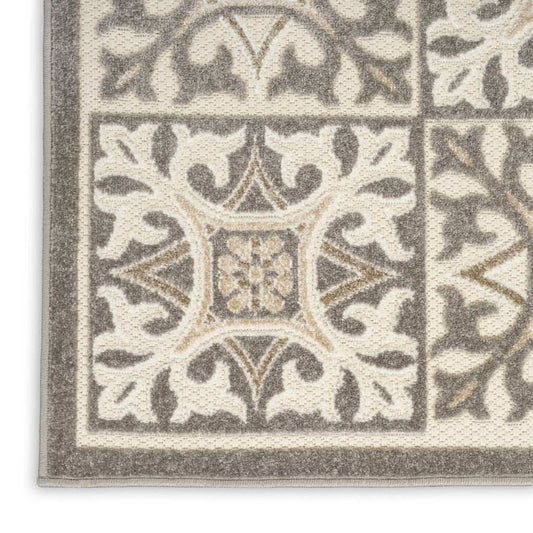 4' X 6' Ivory And Grey Fleur De Lis Stain Resistant Non Skid Area Rug - Homeroots - Flyclothing LLC
