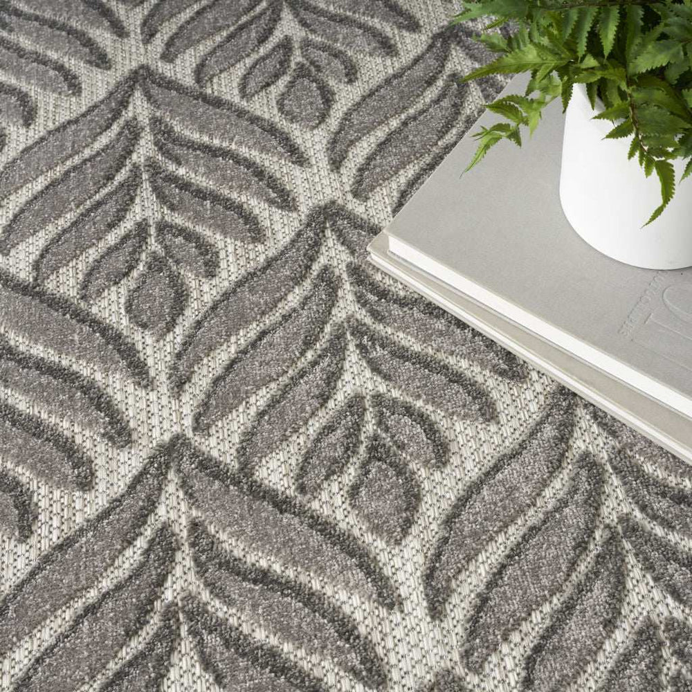 5' X 8' Charcoal Floral Stain Resistant Non Skid Area Rug - Homeroots - Flyclothing LLC