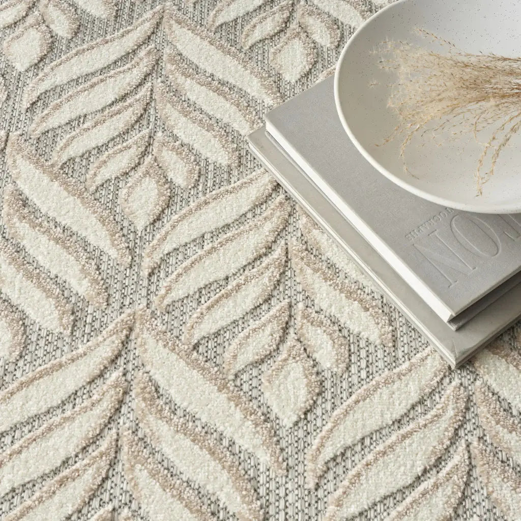 7' X 10' Ivory And Grey Floral Stain Resistant Non Skid Area Rug - Homeroots - Flyclothing LLC