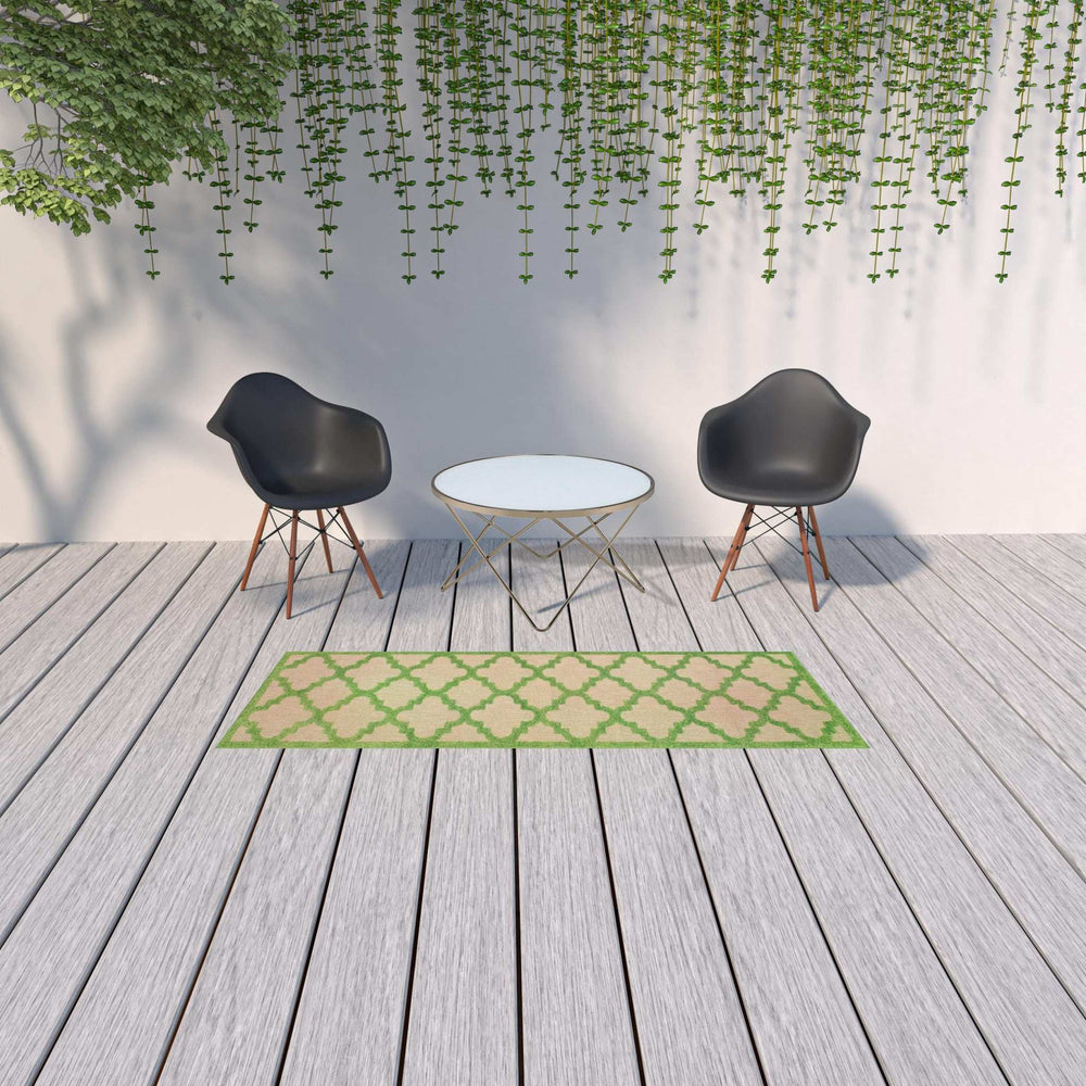2' X 8' Green Geometric Stain Resistant Indoor Outdoor Area Rug - Homeroots - Flyclothing LLC