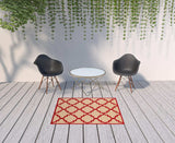 4' X 5' Red Geometric Stain Resistant Indoor Outdoor Area Rug - Homeroots - Flyclothing LLC