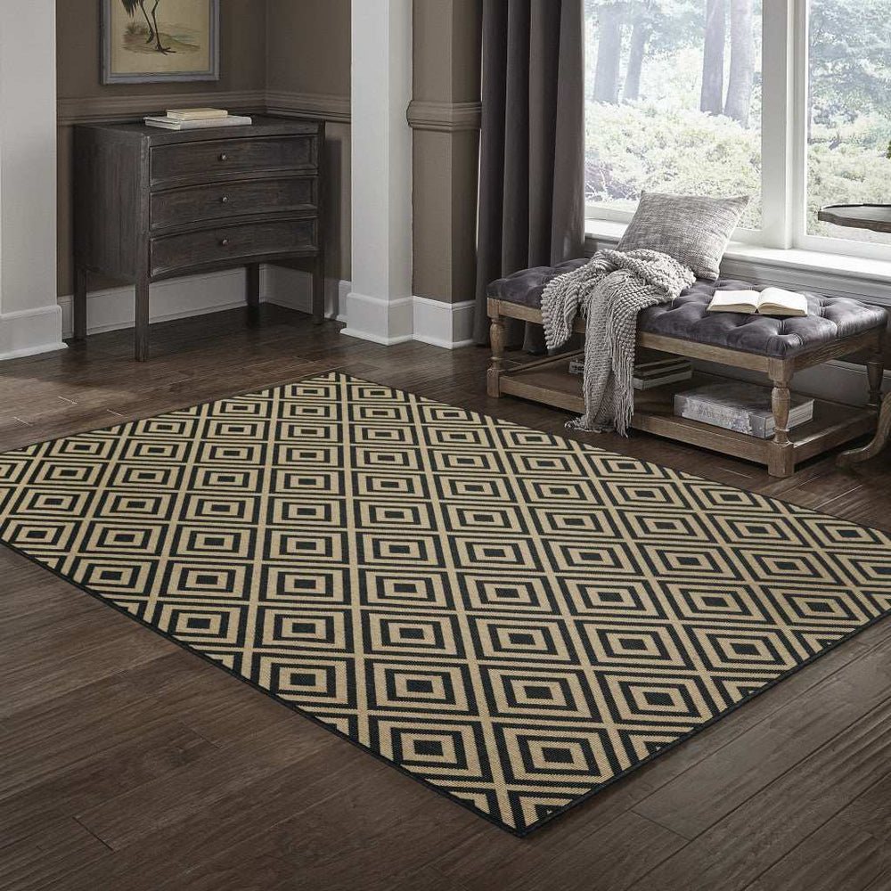 2' X 4' Black and Tan Geometric Stain Resistant Indoor Outdoor Area Rug - Homeroots - Flyclothing LLC