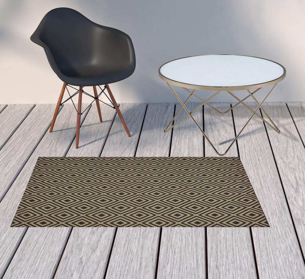 2' X 4' Black and Tan Geometric Stain Resistant Indoor Outdoor Area Rug - Homeroots - Flyclothing LLC