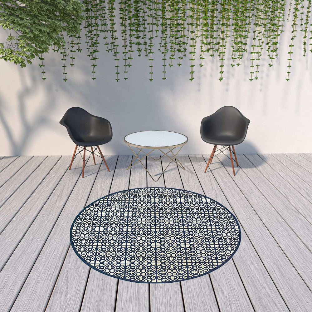 8' X 8' Ivory and Blue Round Geometric Stain Resistant Indoor Outdoor Area Rug - Homeroots - Flyclothing LLC