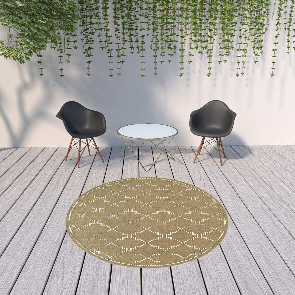 8' X 8' Tan Round Geometric Stain Resistant Indoor Outdoor Area Rug - Homeroots - Flyclothing LLC