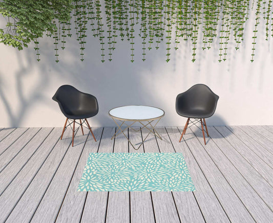 4' X 6' Blue and Ivory Floral Stain Resistant Indoor Outdoor Area Rug - Homeroots - Flyclothing LLC
