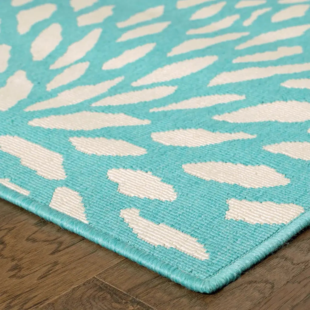 9' X 13' Blue and Ivory Floral Stain Resistant Indoor Outdoor Area Rug - Homeroots - Flyclothing LLC