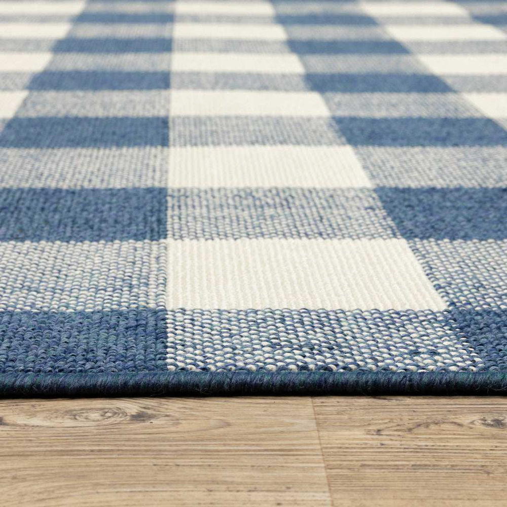 4' X 6' Blue and Ivory Geometric Stain Resistant Indoor Outdoor Area Rug - Homeroots - Flyclothing LLC