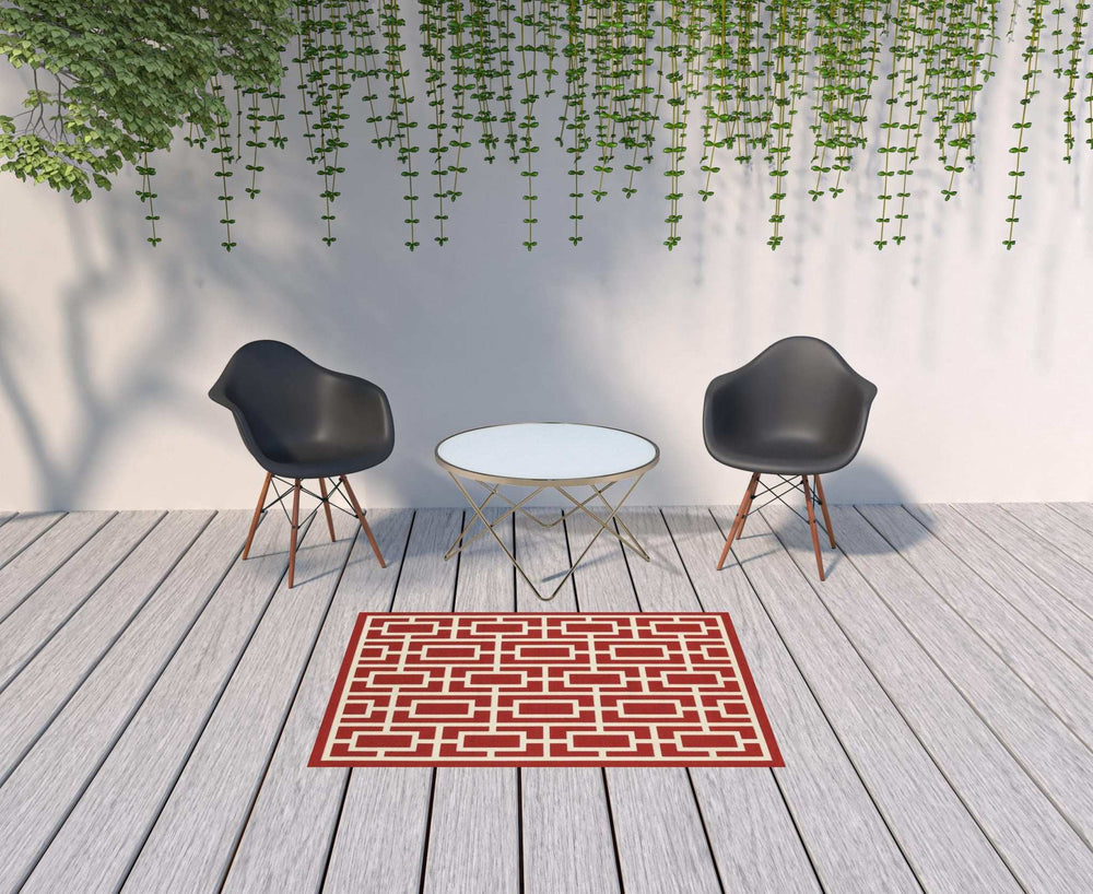 4' X 6' Red and Ivory Geometric Stain Resistant Indoor Outdoor Area Rug - Homeroots - Flyclothing LLC