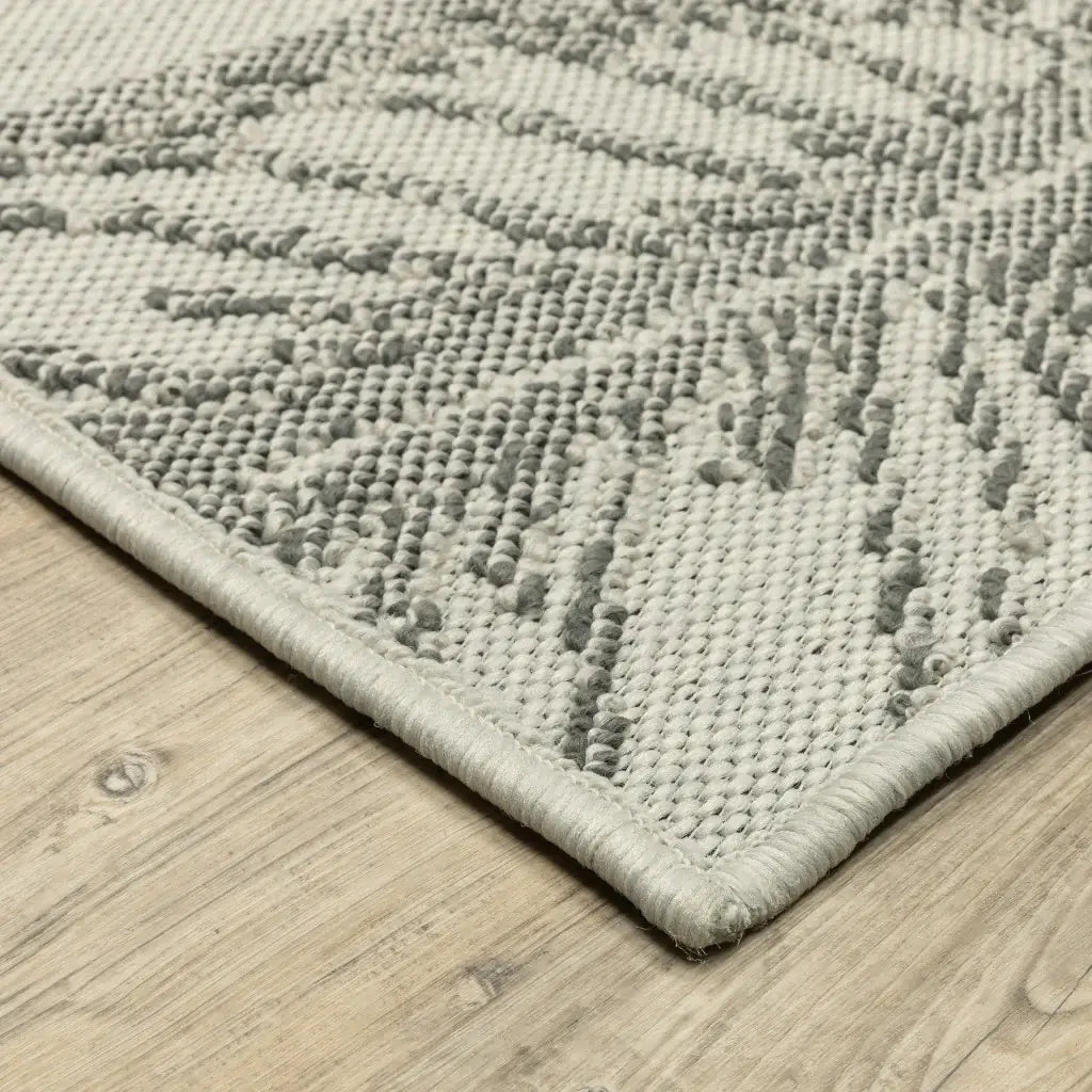 3' X 5' Beige Floral Stain Resistant Indoor Outdoor Area Rug - Homeroots - Flyclothing LLC