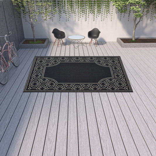 9' X 13' Black and Ivory Stain Resistant Indoor Outdoor Area Rug - Homeroots - Flyclothing LLC