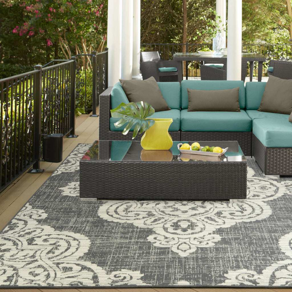 2' X 4' Gray and Ivory Oriental Stain Resistant Indoor Outdoor Area Rug - Homeroots - Flyclothing LLC