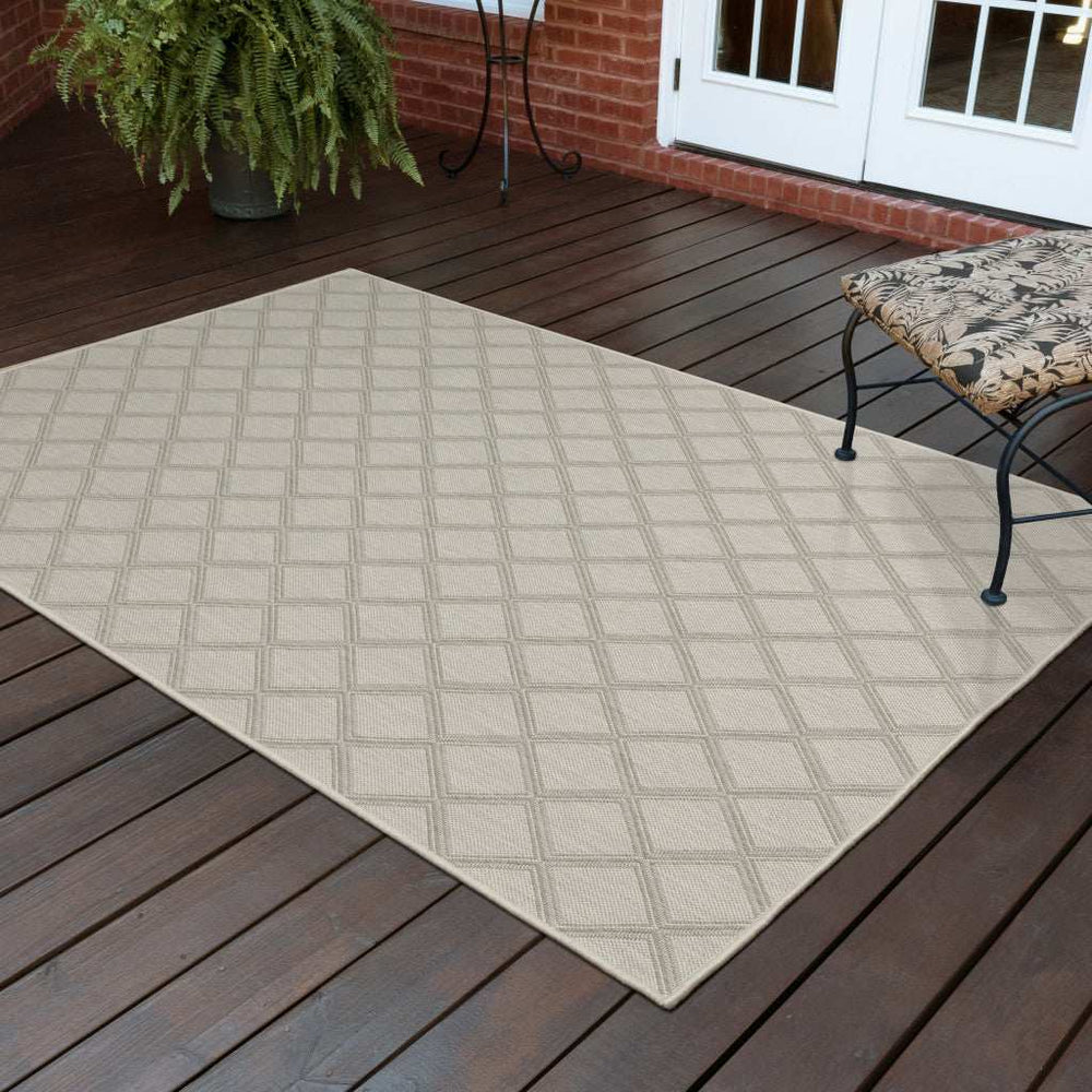 10' X 13' Gray and Ivory Geometric Stain Resistant Indoor Outdoor Area Rug - Homeroots - Flyclothing LLC