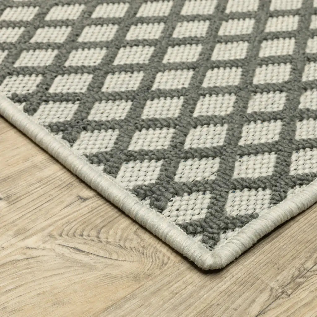 2' X 4' Beige Geometric Stain Resistant Indoor Outdoor Area Rug - Homeroots - Flyclothing LLC