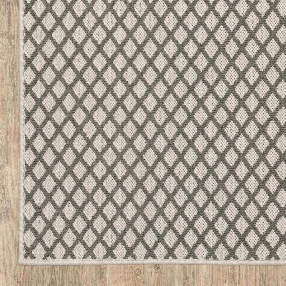 2' X 4' Beige Geometric Stain Resistant Indoor Outdoor Area Rug - Homeroots - Flyclothing LLC