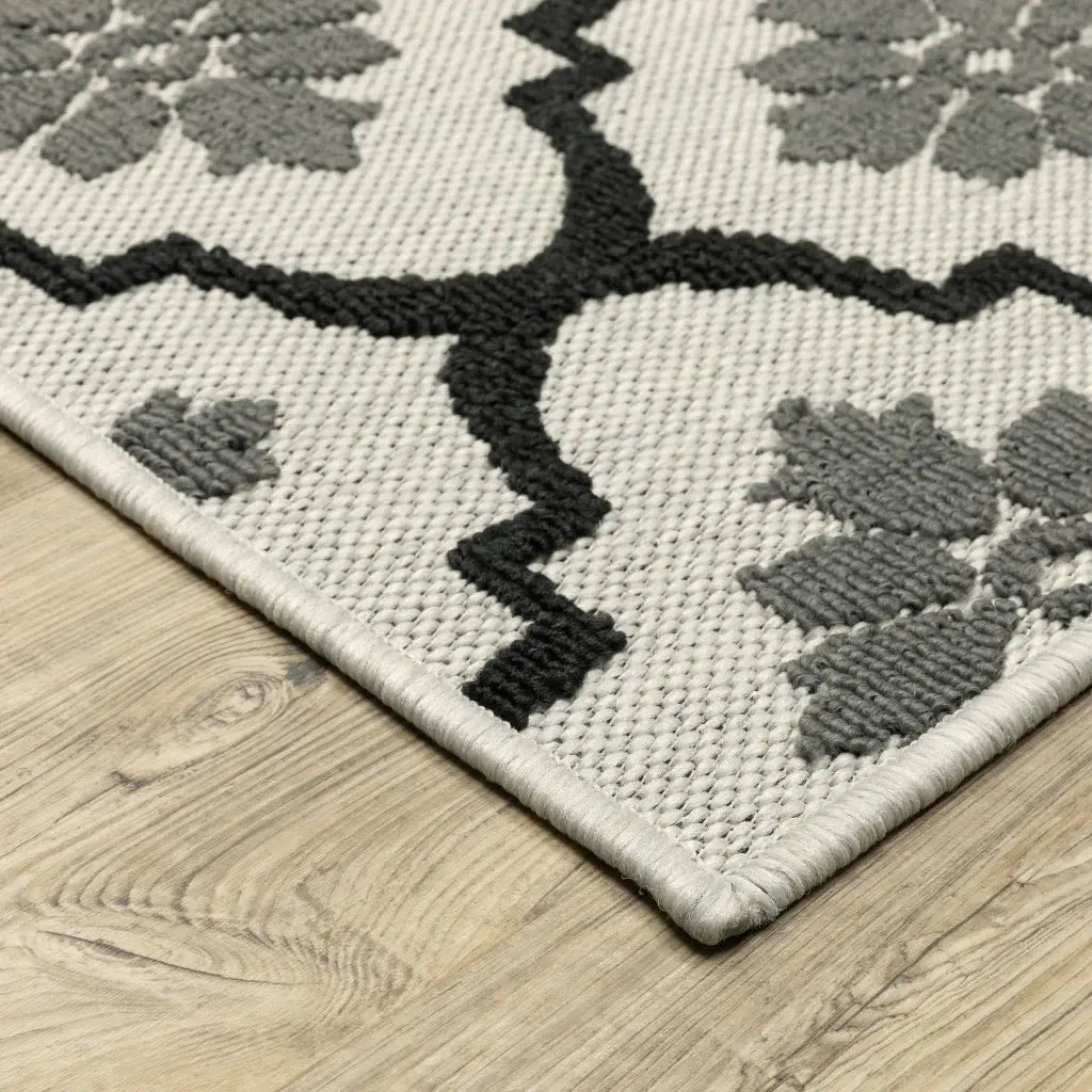 2' X 4' Beige and Black Geometric Stain Resistant Indoor Outdoor Area Rug - Homeroots - Flyclothing LLC