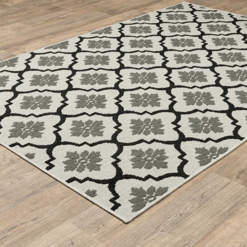 2' X 4' Beige and Black Geometric Stain Resistant Indoor Outdoor Area Rug - Homeroots - Flyclothing LLC