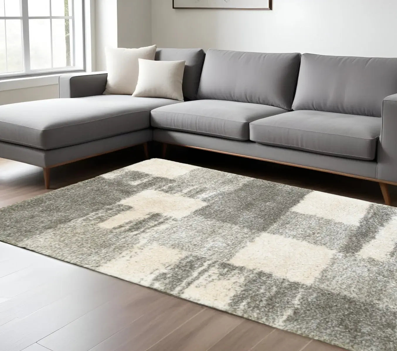 8' X 11' Grey Ivory And Silver Geometric Shag Power Loom Stain Resistant Area Rug - Homeroots - Flyclothing LLC