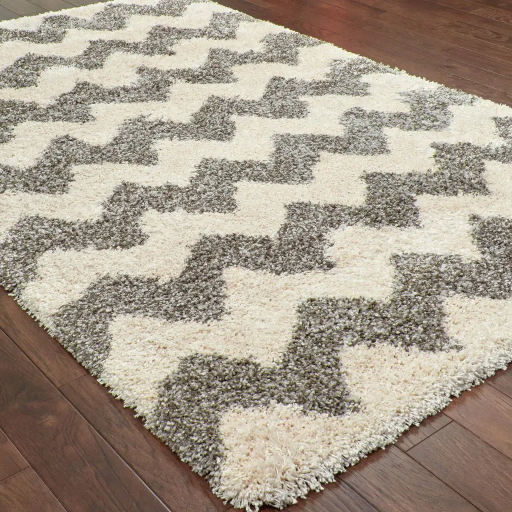 10' X 13' Grey And Ivory Geometric Shag Power Loom Stain Resistant Area Rug - Homeroots - Flyclothing LLC