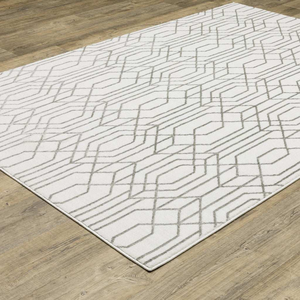 10' X 13' White And Grey Geometric Power Loom Stain Resistant Area Rug - Homeroots - Flyclothing LLC
