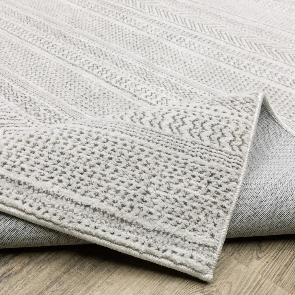 10' X 13' White And Grey Geometric Power Loom Stain Resistant Area Rug - Homeroots - Flyclothing LLC