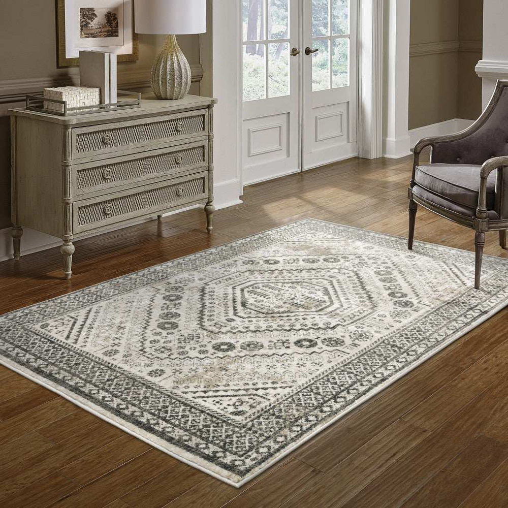 10' X 13' Ivory Grey Black And Ivory Oriental Power Loom Stain Resistant Area Rug - Homeroots - Flyclothing LLC