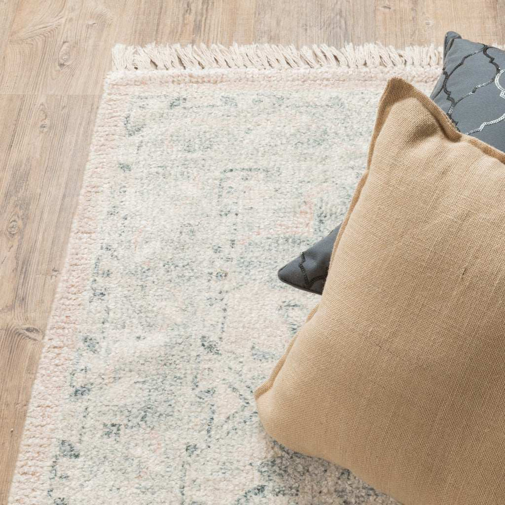 2' X 8' Beige And Grey Oriental Hand Loomed Stain Resistant Runner Rug With Fringe - Homeroots - Flyclothing LLC