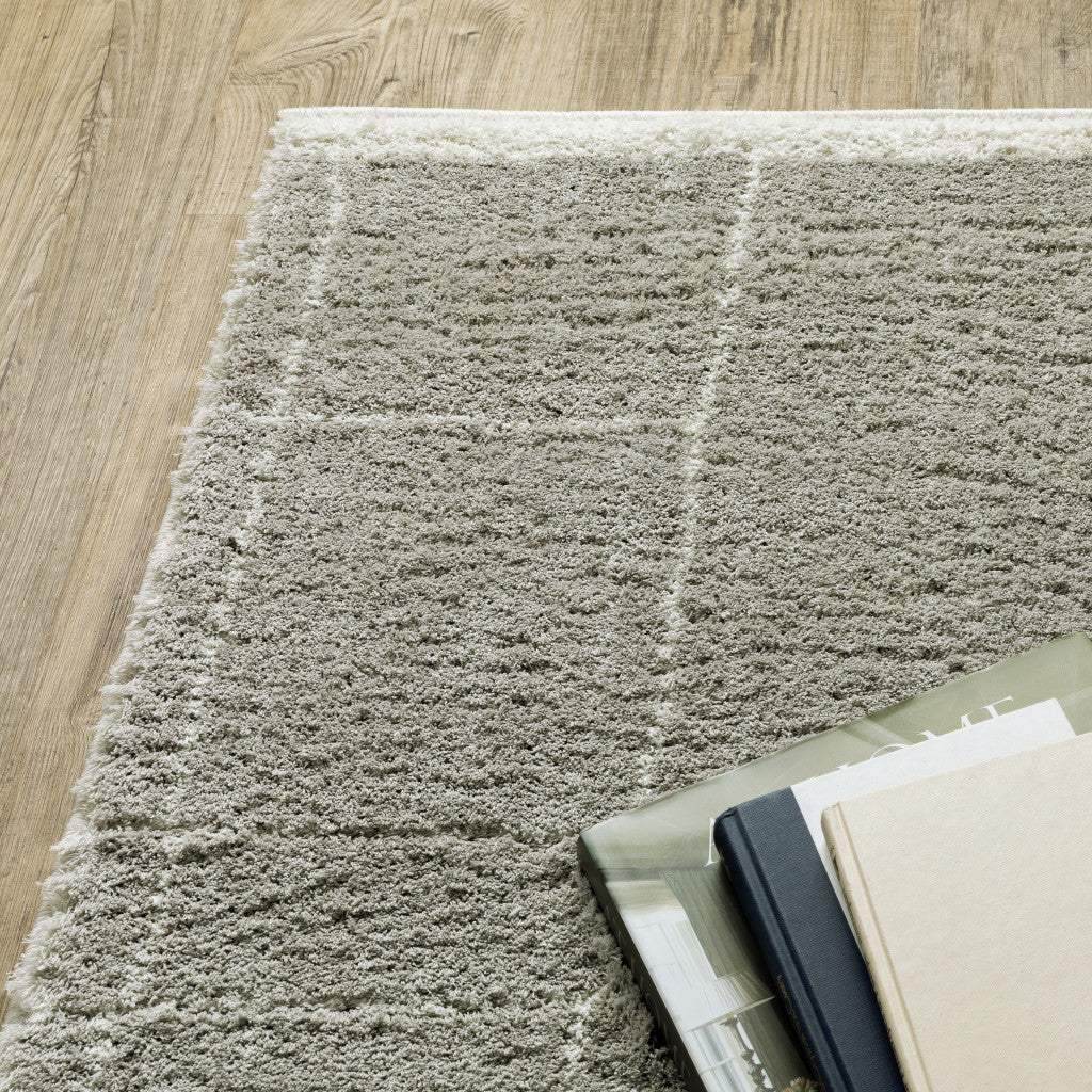 6' X 9' Grey And Ivory Geometric Shag Power Loom Stain Resistant Area Rug - Homeroots - Flyclothing LLC