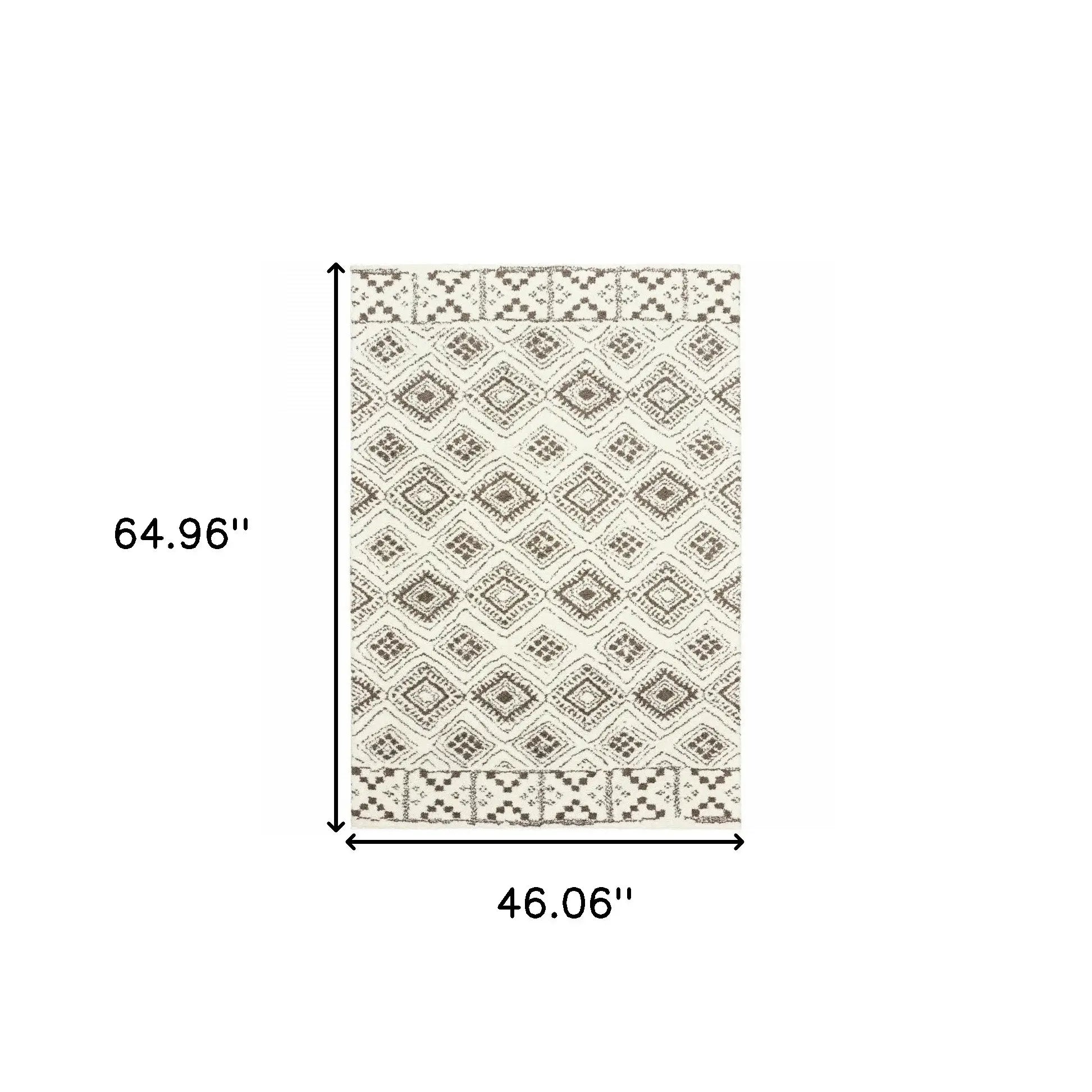 4' X 6' Ivory And Brown Geometric Shag Power Loom Stain Resistant Area Rug - Homeroots - Flyclothing LLC