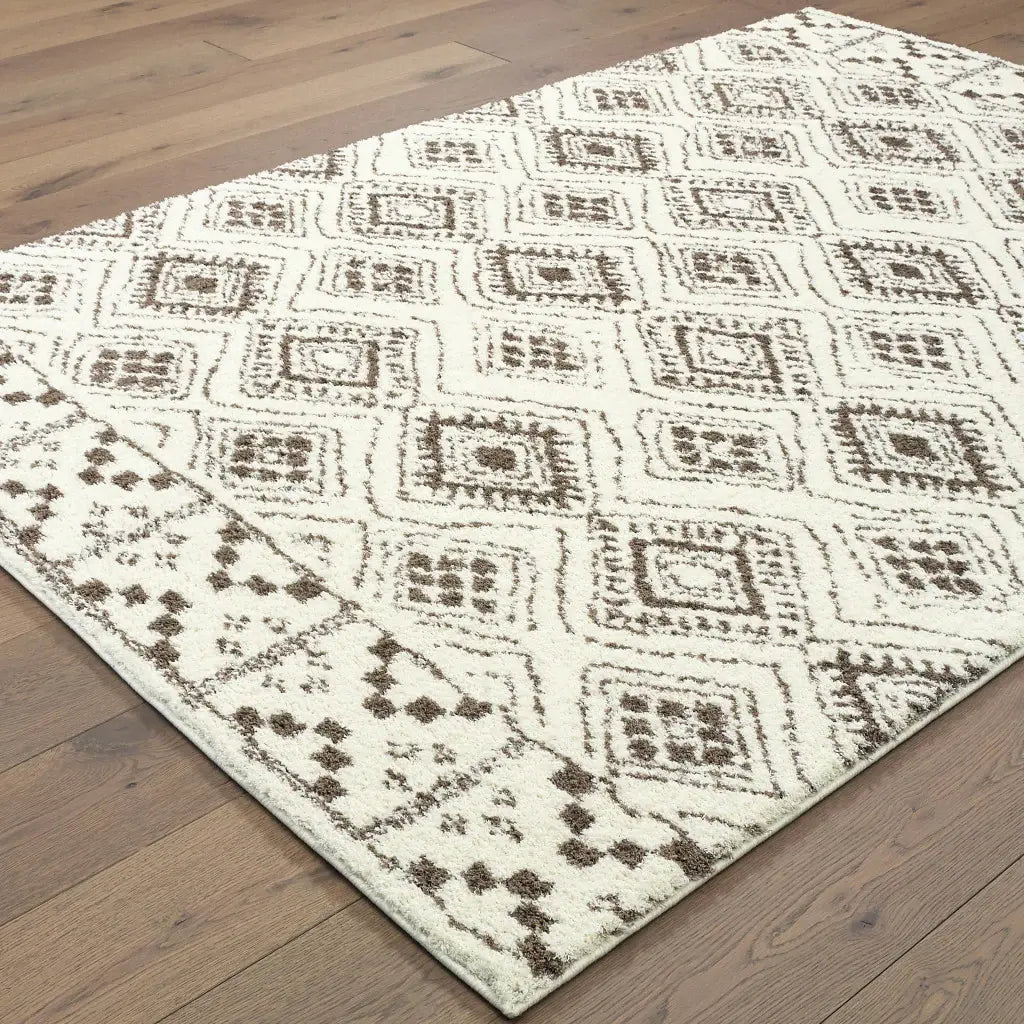 8' X 11' Ivory And Brown Geometric Shag Power Loom Stain Resistant Area Rug - Homeroots - Flyclothing LLC
