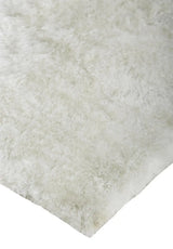 5' X 8' White Shag Tufted Handmade Area Rug - Homeroots - Flyclothing LLC