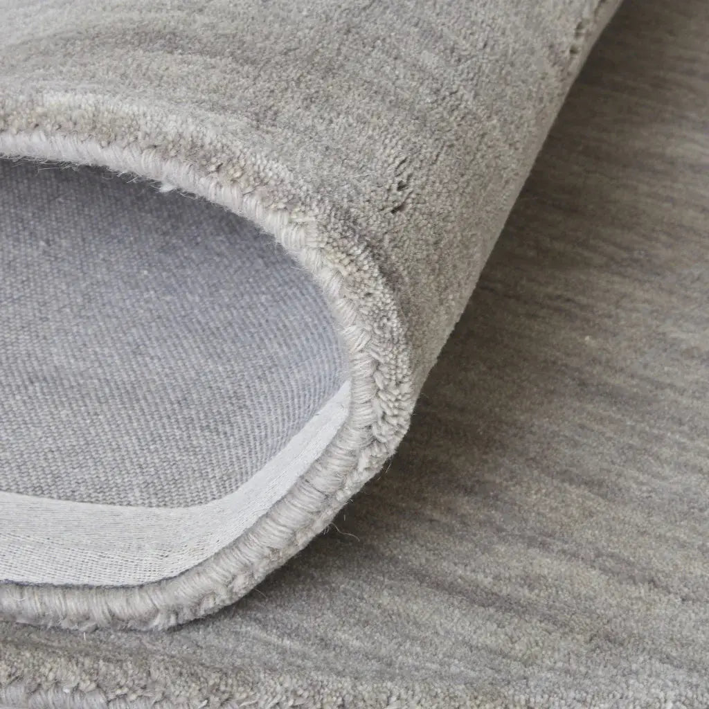 5' X 8' Gray and Ivory Wool Hand Woven Area Rug - Homeroots - Flyclothing LLC