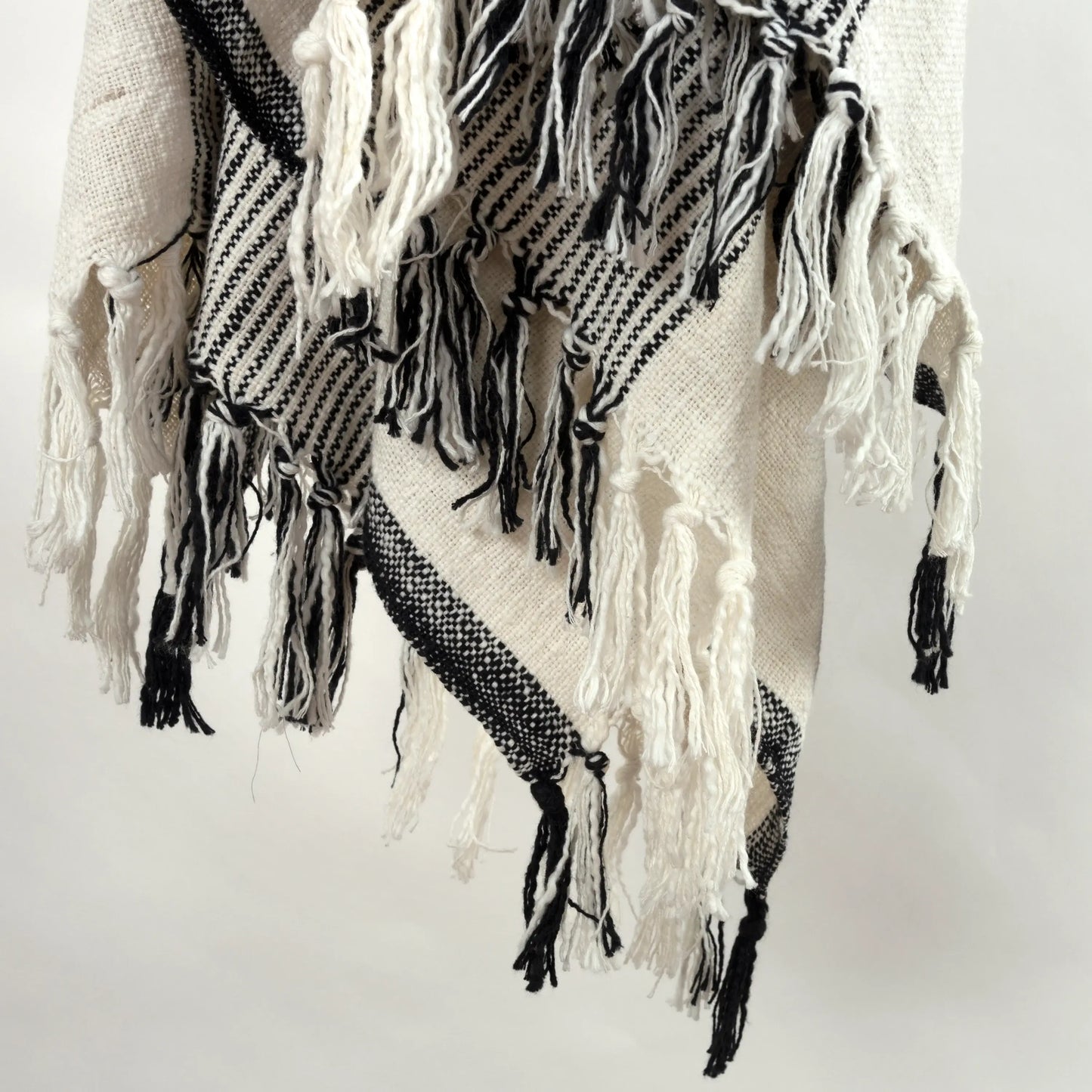 50" X 60" Black And Ivory Cotton Woven Striped Throw Blanket with Fringe - Homeroots - Flyclothing LLC