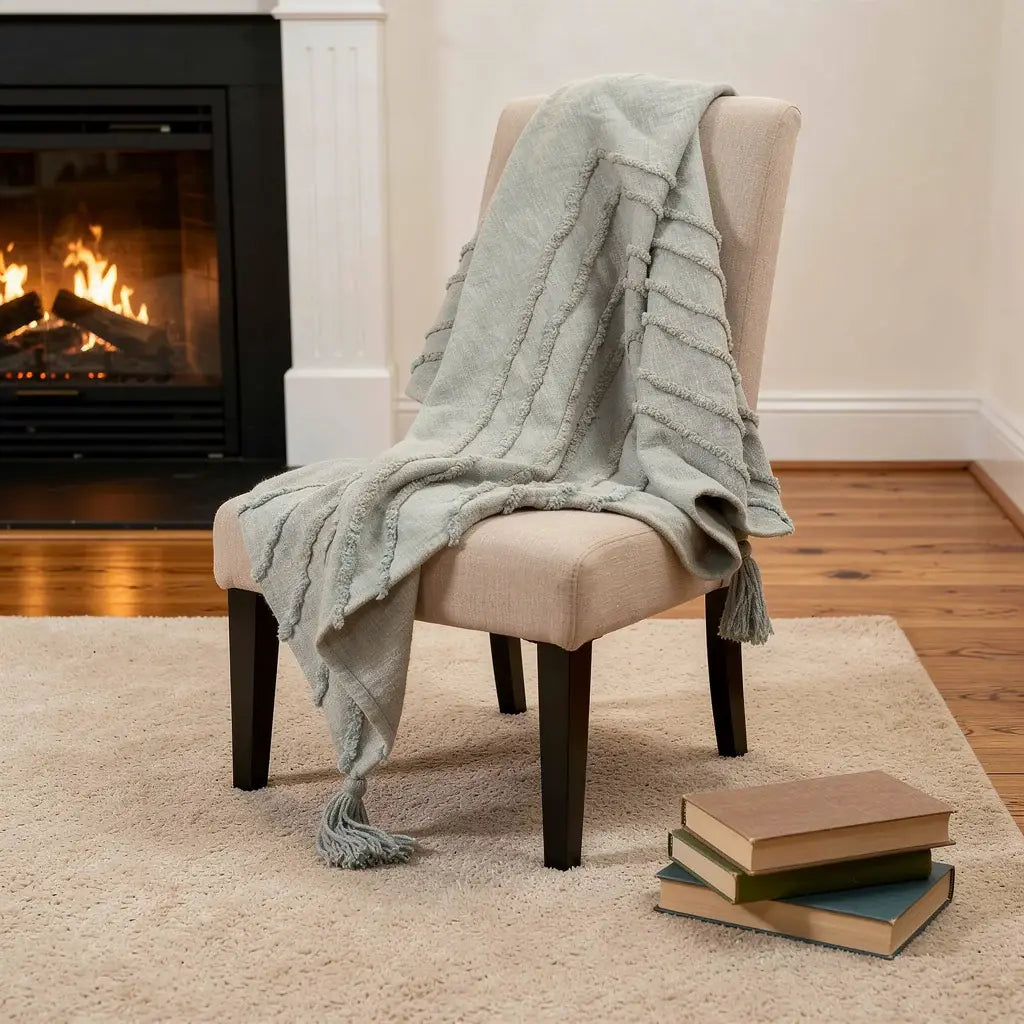 50" X 60" Gray Cotton Woven Geometric Throw Blanket with Tassels - Homeroots - Flyclothing LLC